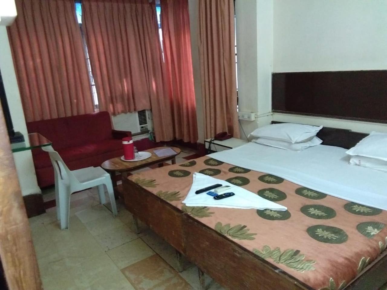 Hotel Subhash Midc Andheri Bombay Exterior foto