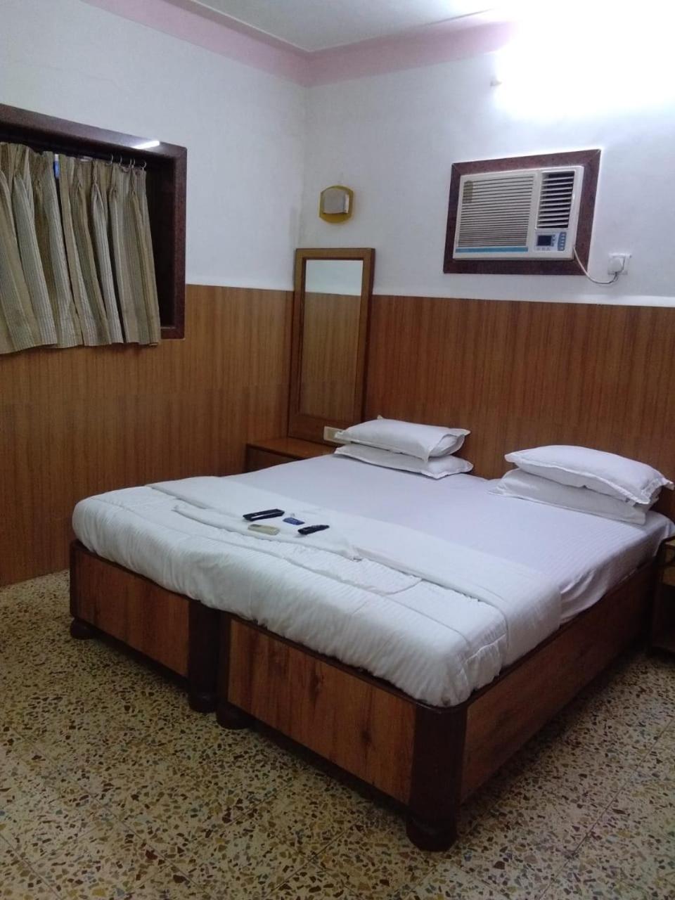 Hotel Subhash Midc Andheri Bombay Exterior foto
